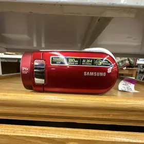 Sc-d27a Samsung Handheld Camcorder Red Silver 34x Optical Zoom Sd Lcd Usb