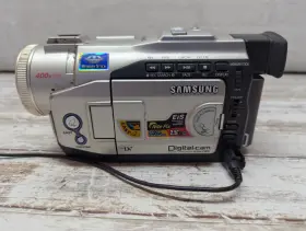 Sc-d80 Samsung Scd86 Minidv Camcorder With Charger Parts Repair Tape Wont Work