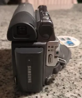 Sc-dc163 Samsung Digital Cam Dvd Camcorder #2