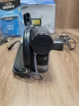Sc-dc173u Samsung Dvd Camcorder With 34x Optical Zoom 3 Disc #3