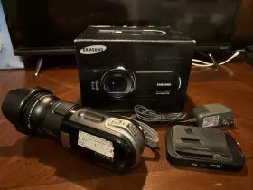 Sc-hmx20c Samsung Sc-hmx20c/xaa Camcorder With Wide Angle Lens Box And Accessories No Boot