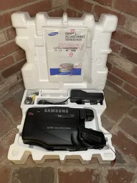 Scf34 Samsung Video Camera Recorder Vhs 16x Please Read