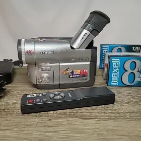 Scl540 Samsung Vintage Video Camcorder 8mm Color Lcd Works With Accessories