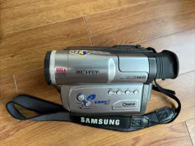 Scw71 Samsung Hi8 Camcorder With 22x Optical Zoom And Viewfinder Works #2