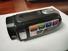 Smx-f33 Samsung Camcorder Lightly Used No Charger/memory Card Untested