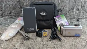 Smx-f50sn Samsung Works Hyper Dis Digital Video Camcorder Bundle
