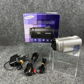 Smx-f50sn Samsung Smx-f50sn/xaa Flash Memory Sd Camcorder With Box/charger Silver Read
