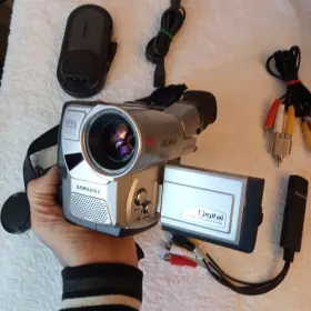 Vp-l800 Samsung Pal Hi8 8mm Video8 Camcorder Camera Vcr Player-tested Charger