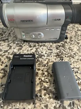 Vp-m50 Samsung Scm52 Camcorder 8mm Analogue Video Camera Video8 Tape