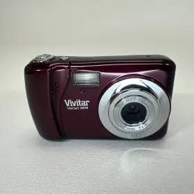 X018 Samsung Vivitar Vivicam Red Digital Camera - Tested