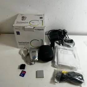 Fvd-c1 Sanyo Pds-c1 Fisher Silver 3.2mp 1.5 Inch Lcd 5.8x Optical Zoom Pocket Cameracorder