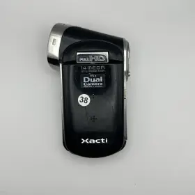 Vpc-cg102 Sanyo 14 Mpeg-4 Avc Digital Camcorder Untested For Parts