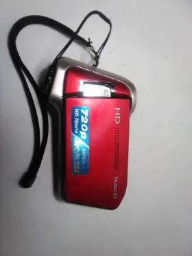 Vpc-hd700x Sanyo Xacti 60x Digital Zoom 720p Hd Movie 7.1 Megapixel