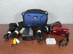 Vpc-sh1 Sanyo Xacti Red Dual Camera Photos And Video With Case Battery Charger