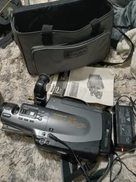 Jetzoom12 Sharp Vintage 90s Super 1 Lux Cats Eye Vhs Video Camcorder Read
