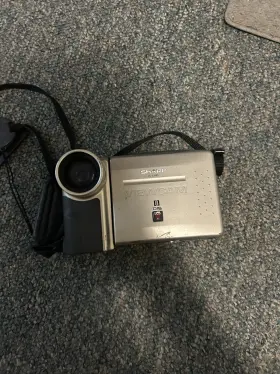 Val-e685 Sharp Viewcam 8mm Camcorder Untested