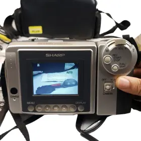 Vl-e765u Sharp Vl-ah15u 8mm Video8 Camcorder Player Bundle And W Remote Extras