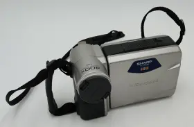 Vl-ah161 Sharp Hi8 Handheld Video Camera/vcr With Straps And Lens Cap Please Read
