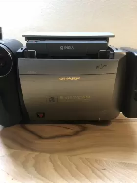Vl-e30u Sharp 8 Viewcam 8mm Camcorder Bundle With Charger Power Cord Battery Tapes #3