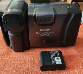 Vl-e39 Sharp Viewcam 12x Power Zoom Monaural Camcorder Video-8 Lcd Charity