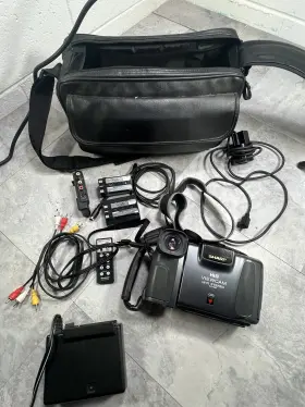 Vl-h520u Sharp Viewcam Hi-8 Hi-fi Stereo 30x Digital Camera Bundle With Case D1