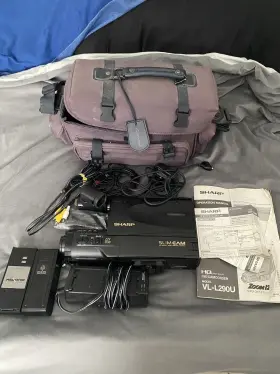 Vl-l29 Sharp Vhs Camcorder Ou Accessories Not Tested Sold For Parts
