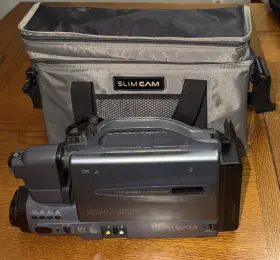 Vl-l80u Sharp Slimcam Vhs-c Camcorder 12x Zoom Untested W Case