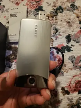 Mhs-ts10 Sony 027242808416 New - Bloggie Touch 2 Hour Hd 4gb Camcorder Silver