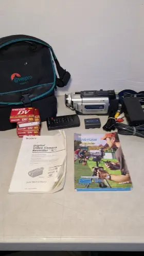 Dcr-trv17 Sony 121091 Digital Handycam Mini Dv Camcorder Video Camera Bundle Excellent #2
