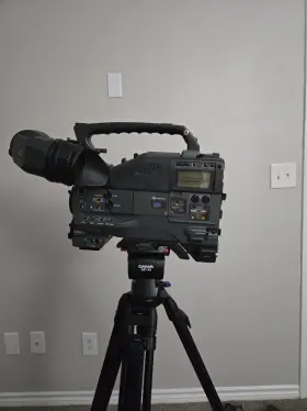 Hdw-730 Sony 12728 Hdcam Camcorder Tested No Lens/charger Includes Porta Brace Bag