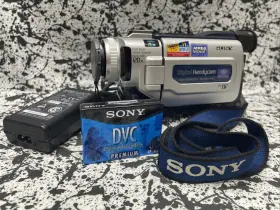 Dcr-trv17 Sony 153202 Digital Handycam Mini Dv Camcorder Video Camera Carl Zeiss Lens