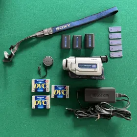 Dcr-trv17 Sony 179505 All Works Digital Handycam Mini Dv Camcorder Video Camera Tested