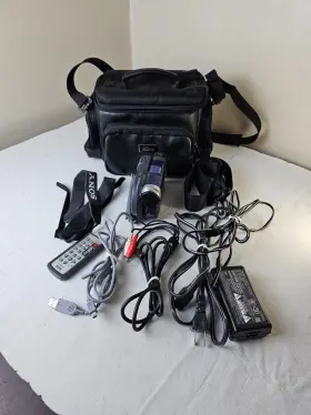 Dcr-dvd101 Sony 87634 Standard Definition 120x Handheld Handycam With Remote