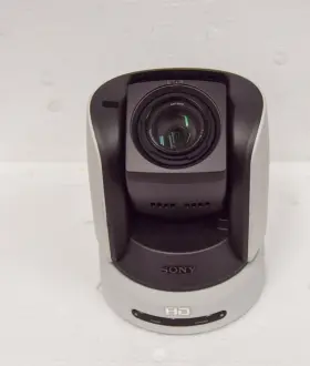 Brc-z700 Sony Hd 3cmos Color Pan And Tilt Camera Please Read S21