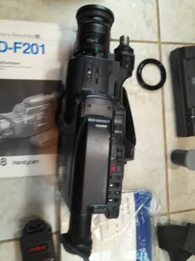 Ccd-f201 Sony Handycam Camcorder Bundle - Remote Charger For Parts/repair #3