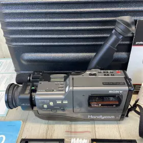 Ccd-f30 Sony Handycam Video Camera Recorder Video8 With Case And Cords Untested #2