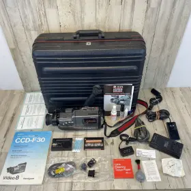 Ccd-f30 Sony Handycam Video Camera Recorder Video8 With Case And Cords Untested