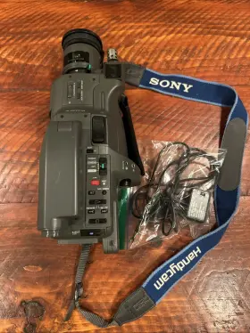 Ccd-f350e Sony Vintage Handycam Video 8 Tested Working Needs Battery Rfu-89na