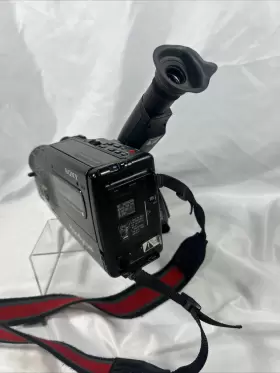 Ccd-f40 Sony Video 8 Handycam Digital Handheld Camera Parts Only. Does Not Work3 #2