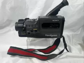 Ccd-f40 Sony Video 8 Handycam Digital Handheld Camera Parts Only. Does Not Work3