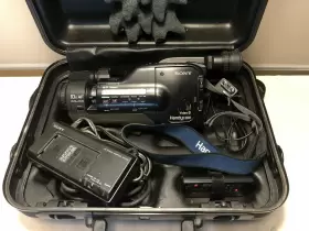 Ccd-f501 Sony Video 8 Handycam Ccd F501 Camcorder Recorder Untested With Accessories #2