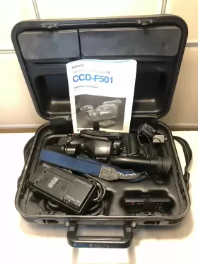 Ccd-f501 Sony Video 8 Handycam Ccd F501 Camcorder Recorder Untested With Accessories