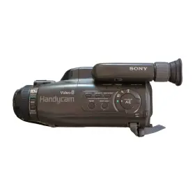 Ccd-fx411 Sony Handheld V Deo Camera Recorder Plus Three Batteries And A Charger #3