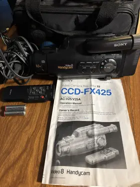 Ccd-fx430 Sony Handycam Video8 8mm Camcorder With Bag Remote And Cords Untested