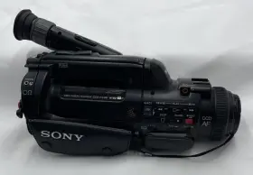 Ccd-fx510 Sony 10x Video 8 Handycam Camcorder Sold For Parts