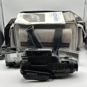 Ccd-fx511 Sony Video8 Handycam Recorder Charger Bag Powers On Stuck Elevator