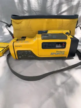 Ccd-sp53 Sony Rare Handycam Sports Outdoor With Bag And Accessories Parts Only