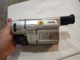 Ccd-t87 Sony Handcam Vision 360x Digital Zoom Video Hi8 Xr Untested / No Battery
