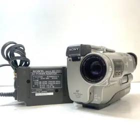 Ccd-tr1 Sony Handycam Hi8 Camcorder For Parts Or Repair #3