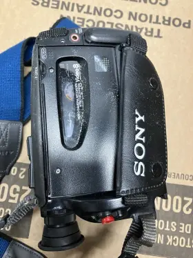 Ccd-tr105e Sony Camcorder Handycam Video8 Tape Video 8 No Batt #2
